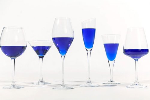 Налейте мне стаканчик синего! (6 фото)