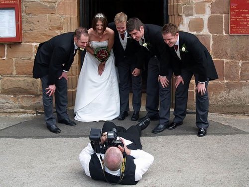 Свадебные фотографы, которые ради хорошего снимка готовы на всё (31 фото)