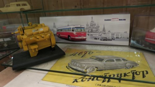 Впечатляющая коллекция Владимира Киреева, посвящённая отечественному автомобилестроению (34 фото)