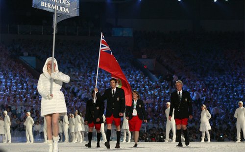 Самая необычная и запоминающаяся олимпийская форма сборных разных стран (12 фото)