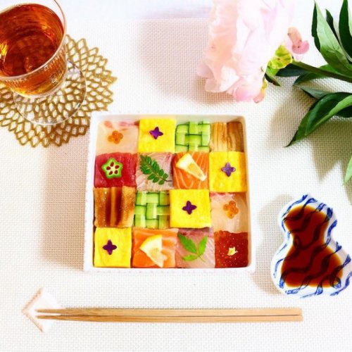 Суши-мозаика, набирающая популярность в Японии (12 фото + видео)