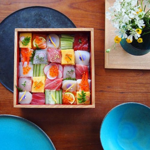 Суши-мозаика, набирающая популярность в Японии (12 фото + видео)