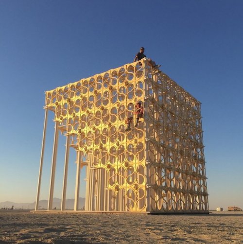 Топ-10: Удивительные произведения искусства на фестивале Burning Man-2016