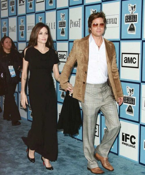 Топ-15: Причины, по которым Анджелина Джоли разводится с Брэдом Питтом