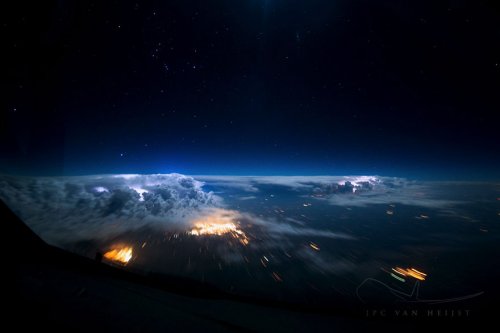 Завораживающие фотографии Земли из кабины пилота (22 шт)