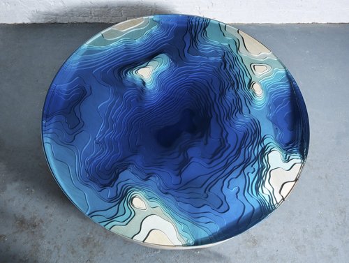 Завораживающий стол из стекла и дерева, вдохновлённый океаном (9 фото)