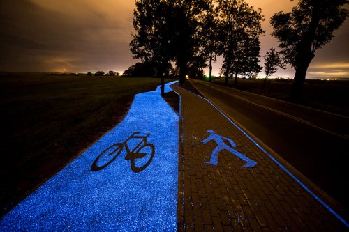 Светящаяся в темноте велодорожка с солнечной подзарядкой (4 фото)