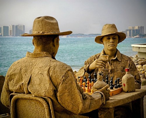 Впечатляющие песочные скульптуры (21 фото)