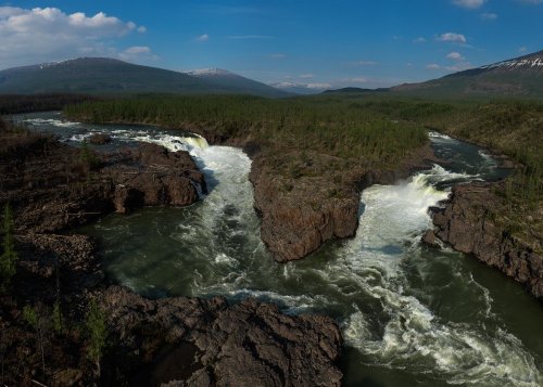 Тальниковый водопад: самый красивый и высокий водопад в России (19 фото)