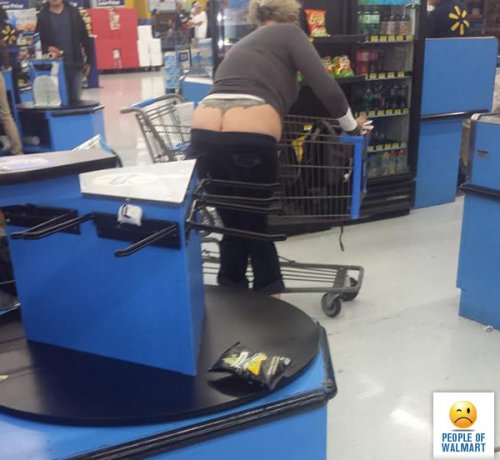 Чудаки и чудачества в Walmart (16 фото)