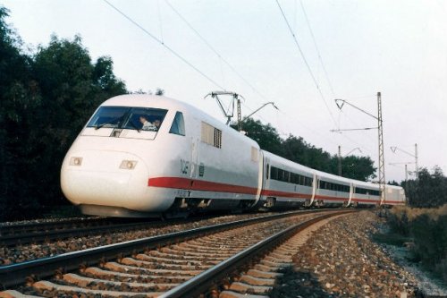 Топ-25: Самые скоростные поезда в мире, которые вы не заметите, если моргнёте