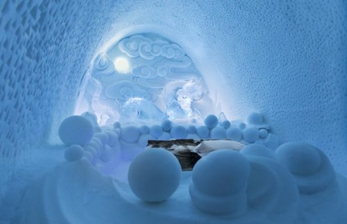 Знаменитый шведский Ледяной отель в Юккасъярви  (10 фото)