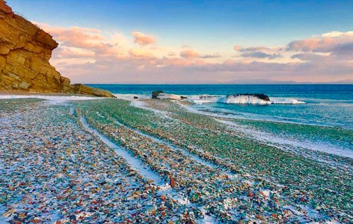 Пляж бухты Стеклянной в Уссурийском заливе (8 фото)