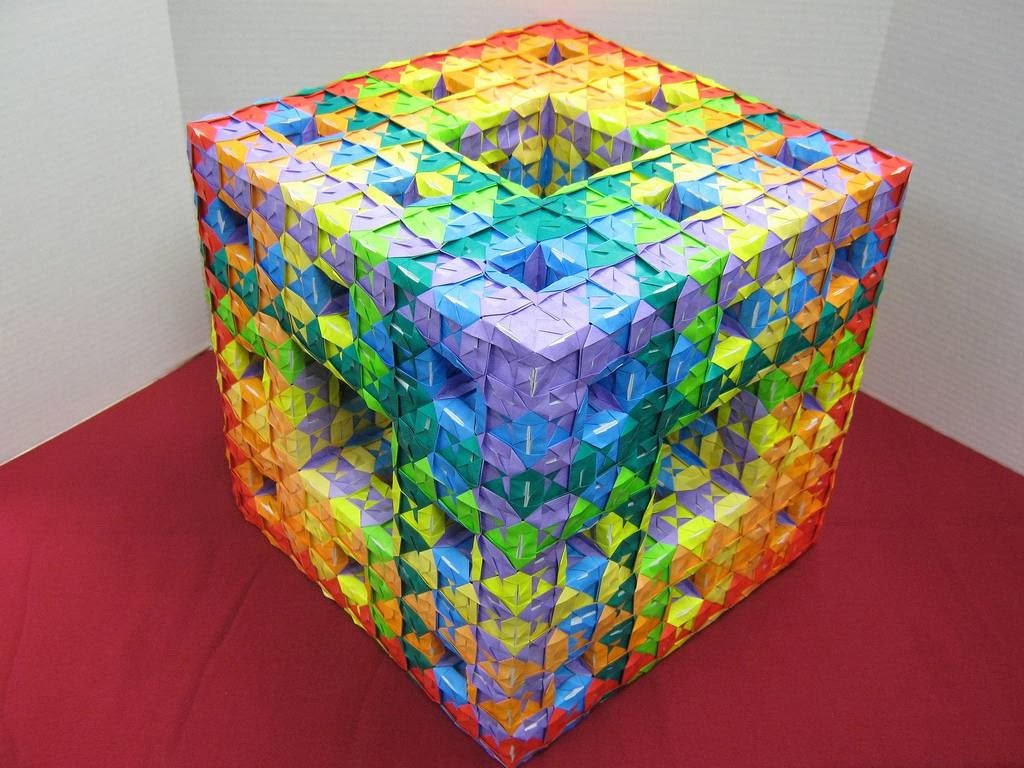 Куб с фотографиями
