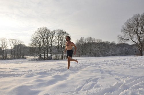 Вим Хоф: знаменитый голландец, который не боится холода (12 фото)