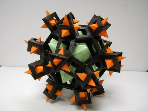 Модульное оригами: древнее искусство кусудама (23 фото)