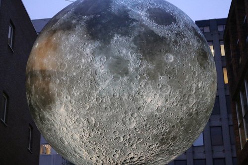 Музей Луны Люка Джеррама (14 фото + видео)