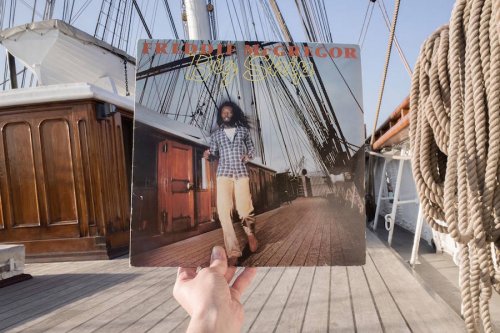 Алекс Бартч фотографирует обложки альбомов на фоне оригинальных мест съёмок (13 фото)
