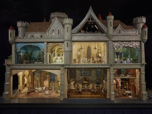 Знаменитый кукольный домик Коллин Мур (11 фото)