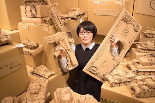 Потрясающе детализированные скульптуры из картона от Мономи Оно (28 фото)