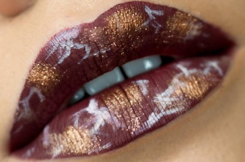 Новый бьюти-тренд покоряет Instagram: "мраморные" губы (13 фото)