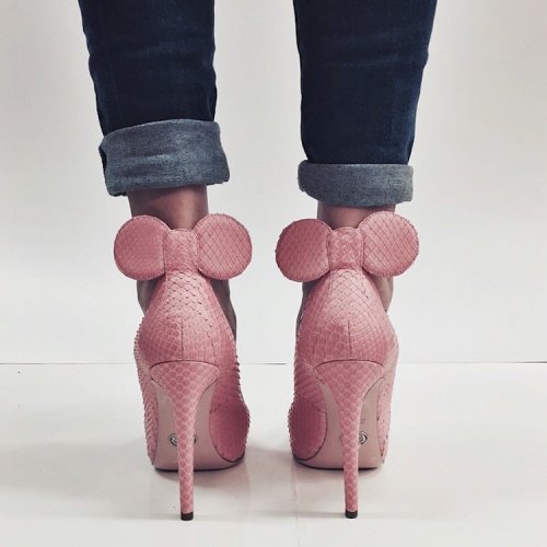 Креативная обувь а-ля Минни Маус от Oscar Tiye (12 фото)