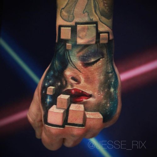 Невероятные татуировки с оптическими иллюзиями от Джесси Рикса (14 фото)