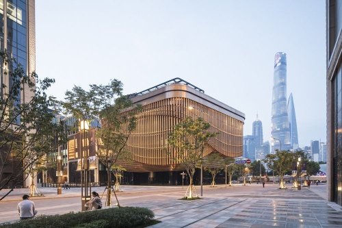Движущийся фасад Финансового центра на набережной Вайтань в Шанхае (10 фото + видео)