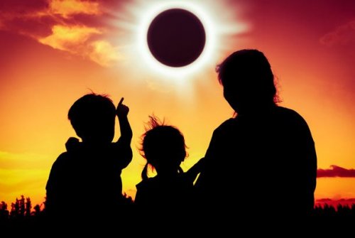 Топ-25: Факты про солнечное затмение, о которых вы не знали