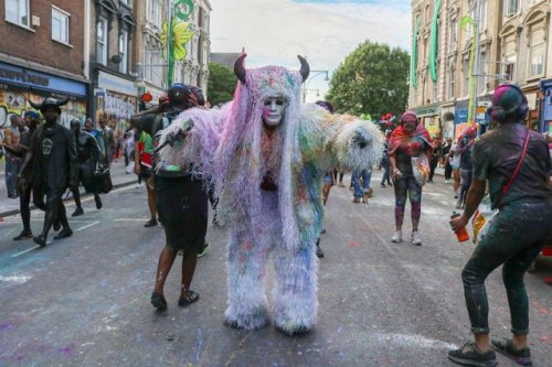 В Лондоне прошёл Ноттинг-Хиллский карнавал-2017 (18 фото)