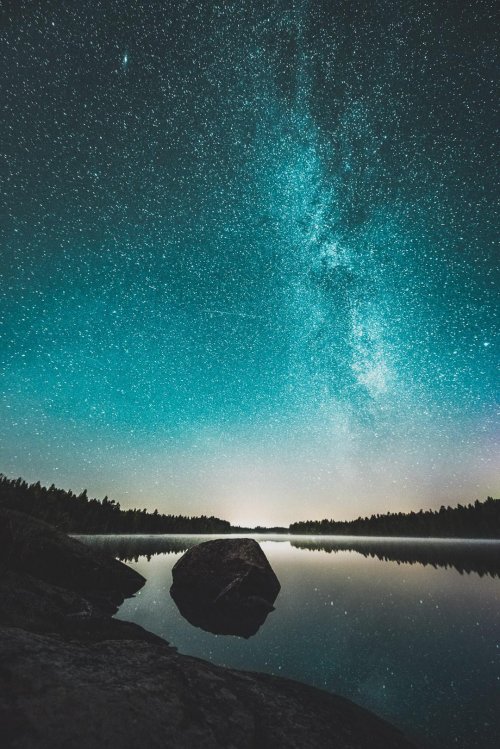 Ночное небо над Финляндией и Исландией в фотографиях Микко Лагерстедта (8 фото)