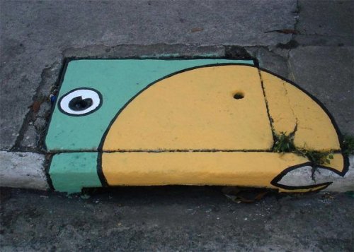 Стрит-арт художники украшают скучные городские улицы, превращая обычные объекты в искусство (33 фото)