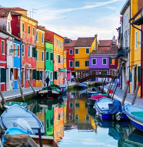 Яркие краски итальянского Бурано (23 фото)