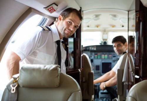 Топ-10: секреты работников авиакомпаний, о которых простые пассажиры обычно не знают