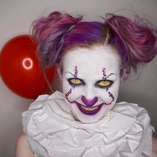 Жуткие образы на Хэллоуин, вдохновлённые клоуном Пеннивайзом из фильма "Оно" (14 фото)