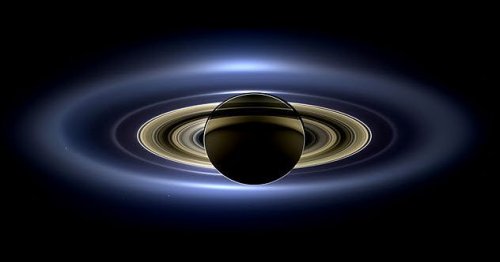 ТОП-10: Нелепые слухи, теории и утверждения о Сатурне