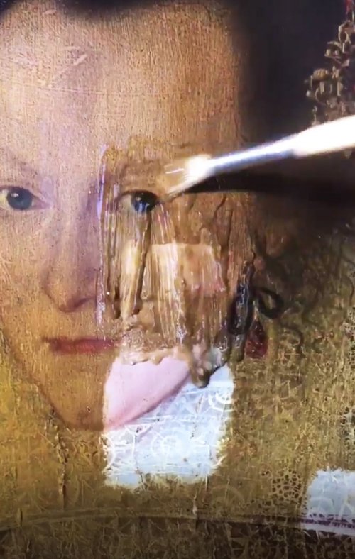Удивительное преображение картины после удаления 200-летнего защитного покрытия (4 фото + видео)