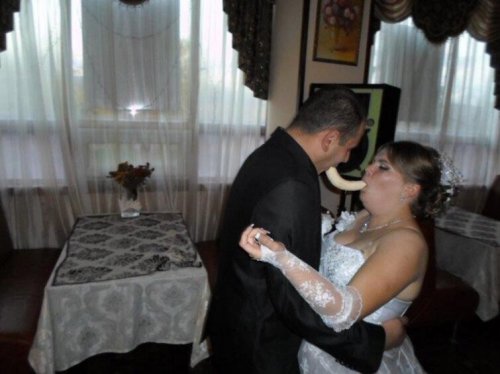 Свадебные фотографии, которые можно было не делать (19 фото)