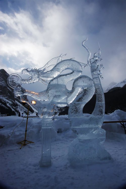 Потрясающие ледяные скульптуры Даррена Джексона (9 фото)