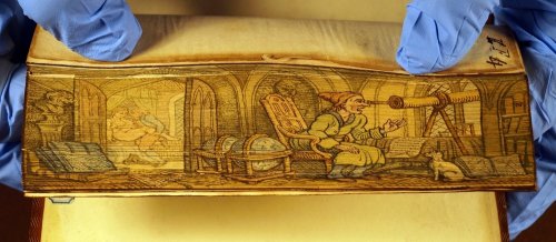 Скрытые шедевры на обрезах страниц старинных книг (11 фото + видео)
