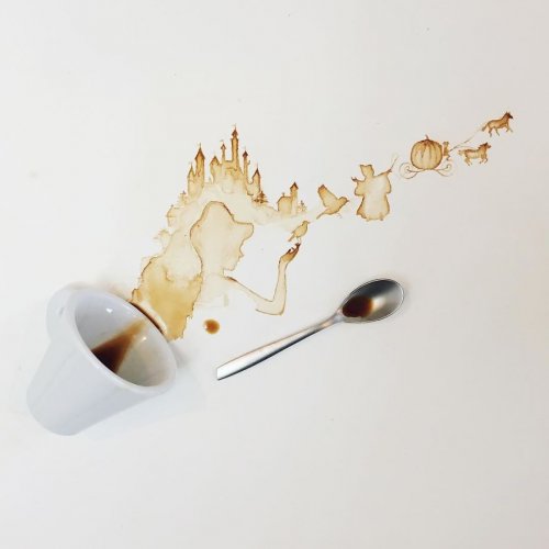 Художница превращает пролитый кофе и чай в произведения искусства (24 фото)