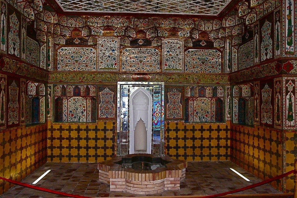 Шекинские ханы дворец