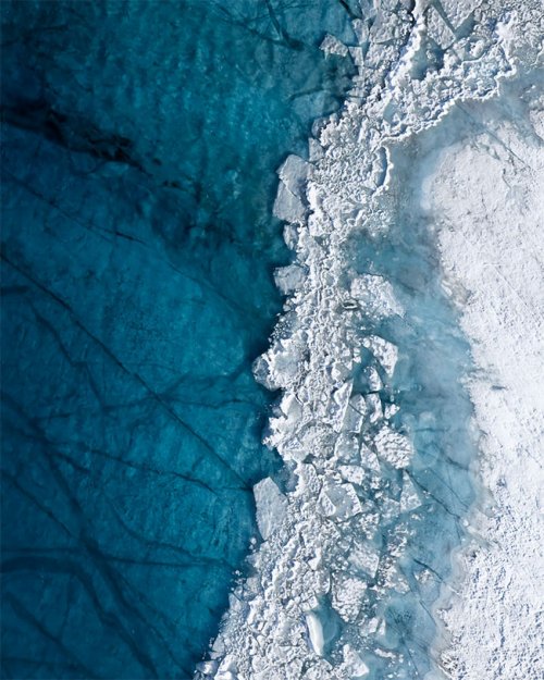 Тающая Гренландия в аэрофотоснимках Тома Хегена как напоминание о проблеме глобального потепления (19 фото)