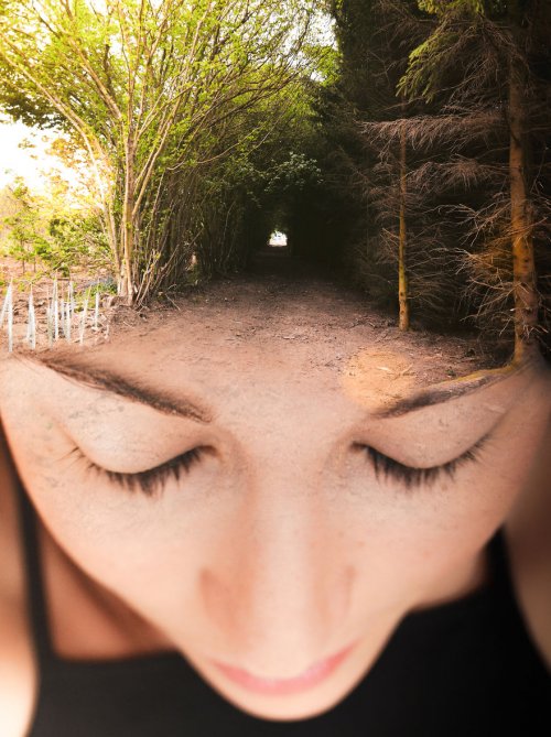 Фотоманипуляции Моники Карвальо, объединяющие человеческое тело и природу (17 фото)