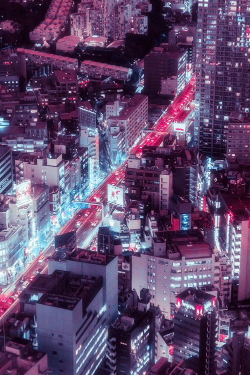Сюрреалістичні фотографії нічного Токіо у неоновому світлі