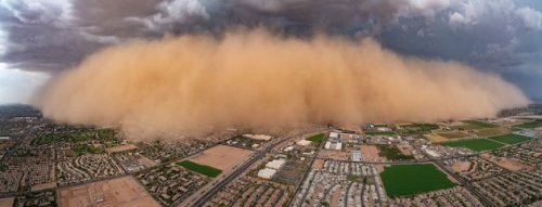 Впечатляющие снимки огромной песчаной бури, сделанные фотографом из Аризоны (7 фото)