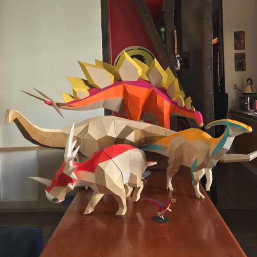 Трёхмерные бумажные скульптуры динозавров Себы Нараньо (10 фото)