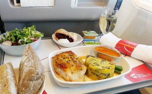 Instagram-аккаунт, посвящённый питанию в самолётах (16 фото)