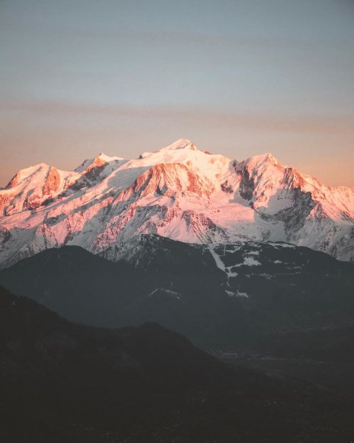 Трэвел-фотограф запечатлел первозданную красоту Французских Альп (30 фото)