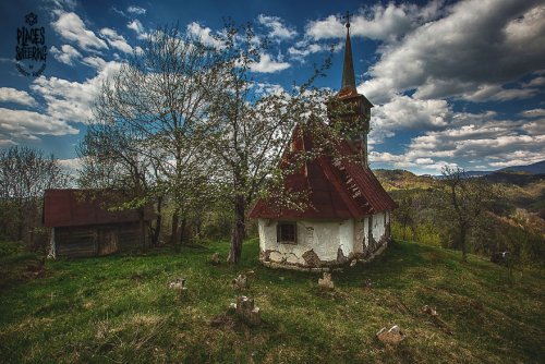 Заброшенные места Западных Румынских гор в фотографиях Кристиана Липована (19 фото)